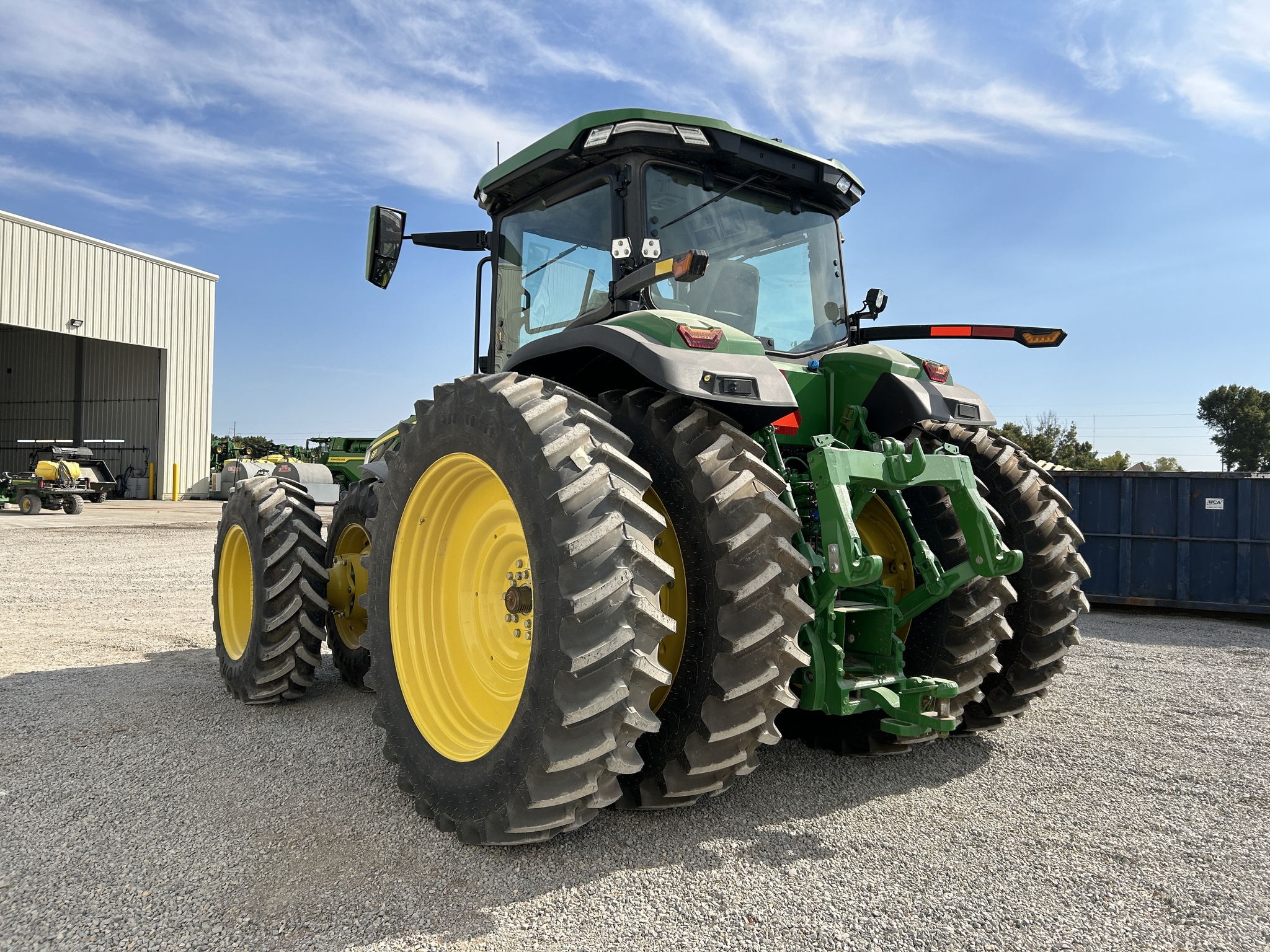  2023 John Deere 8R 250 at Heritage Tractor in Pittsburg, KS
