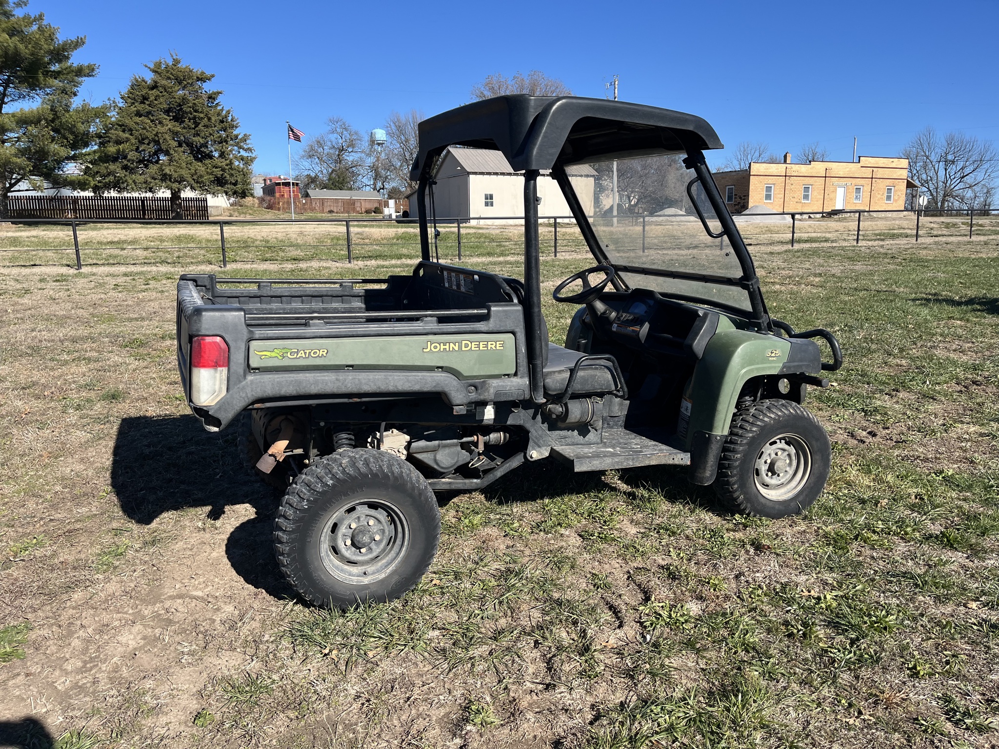  2011 John Deere XUV 825I at Heritage Tractor in Lockwood, MO