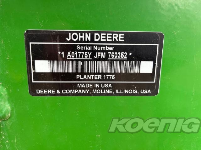Used 2015 John Deere 1775NT Planters: Drawn at Koenig Equipment in Rushville, IN - PhotoXL17