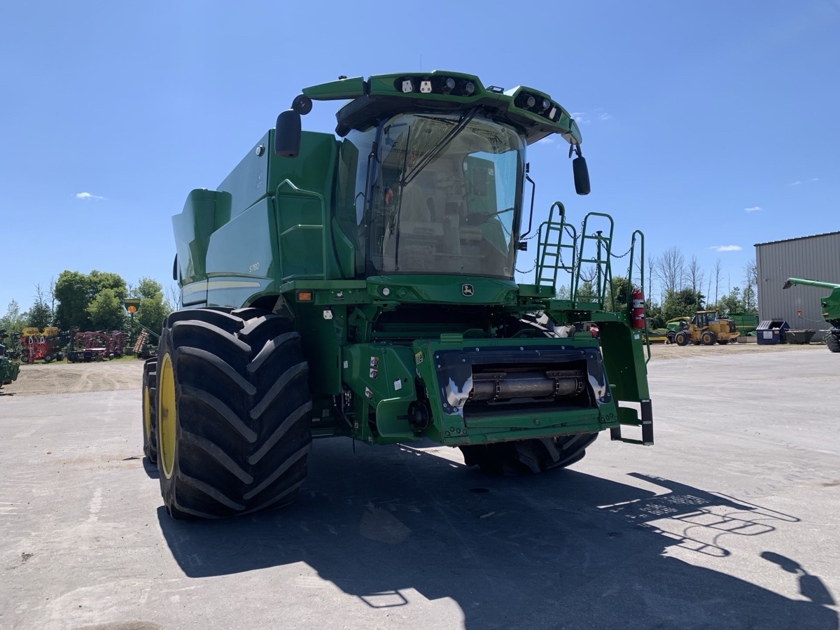 2022 John Deere S780 Image 2