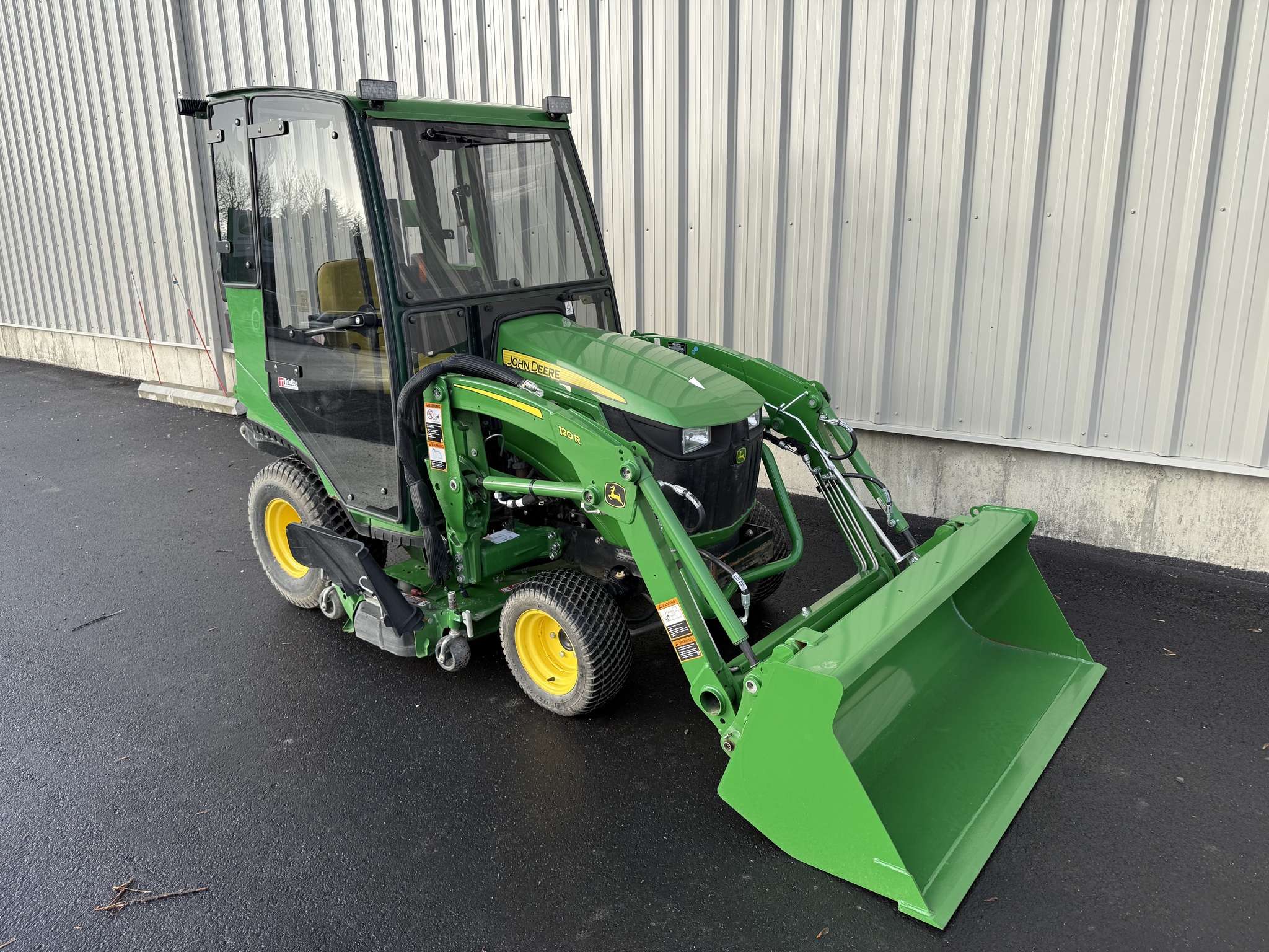 2016 John Deere 1025R Image 7