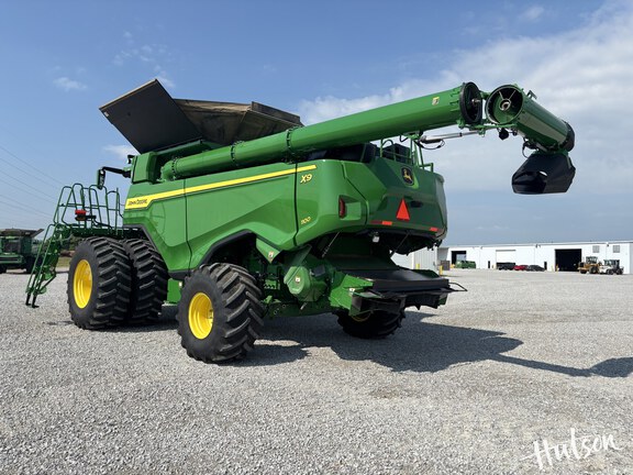 Photo of 2024 John Deere X9 1100