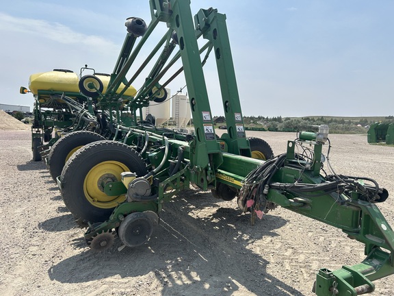 2004 John Deere 1770NT CCS (2nd thumbnail)