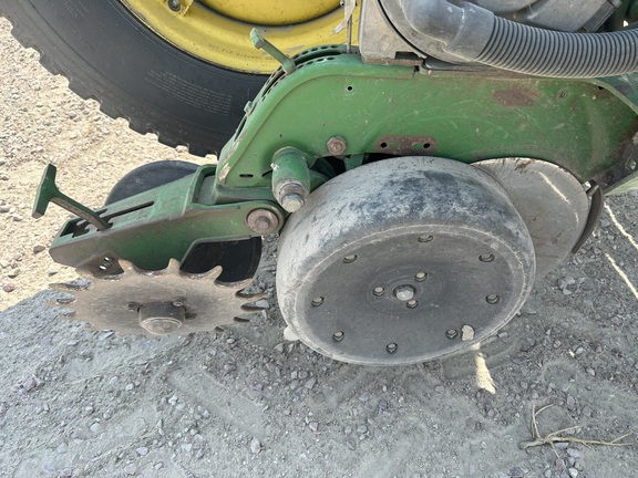 2004 John Deere 1770NT CCS (11th thumbnail)