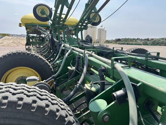 2004 John Deere 1770NT CCS (7th thumbnail)