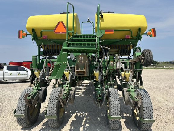 2004 John Deere 1770NT CCS (5th thumbnail)