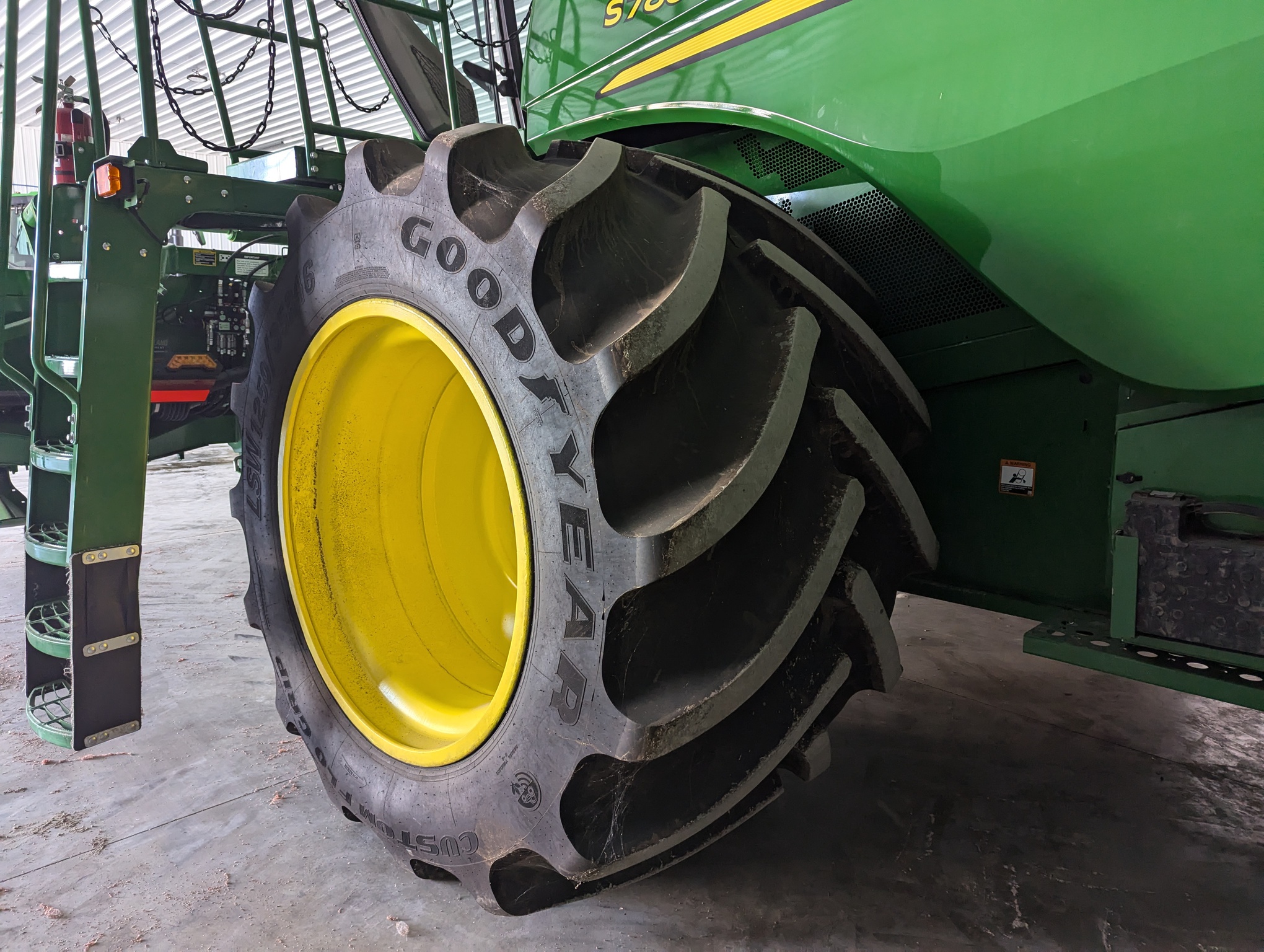 2023 John Deere S780 Image 2