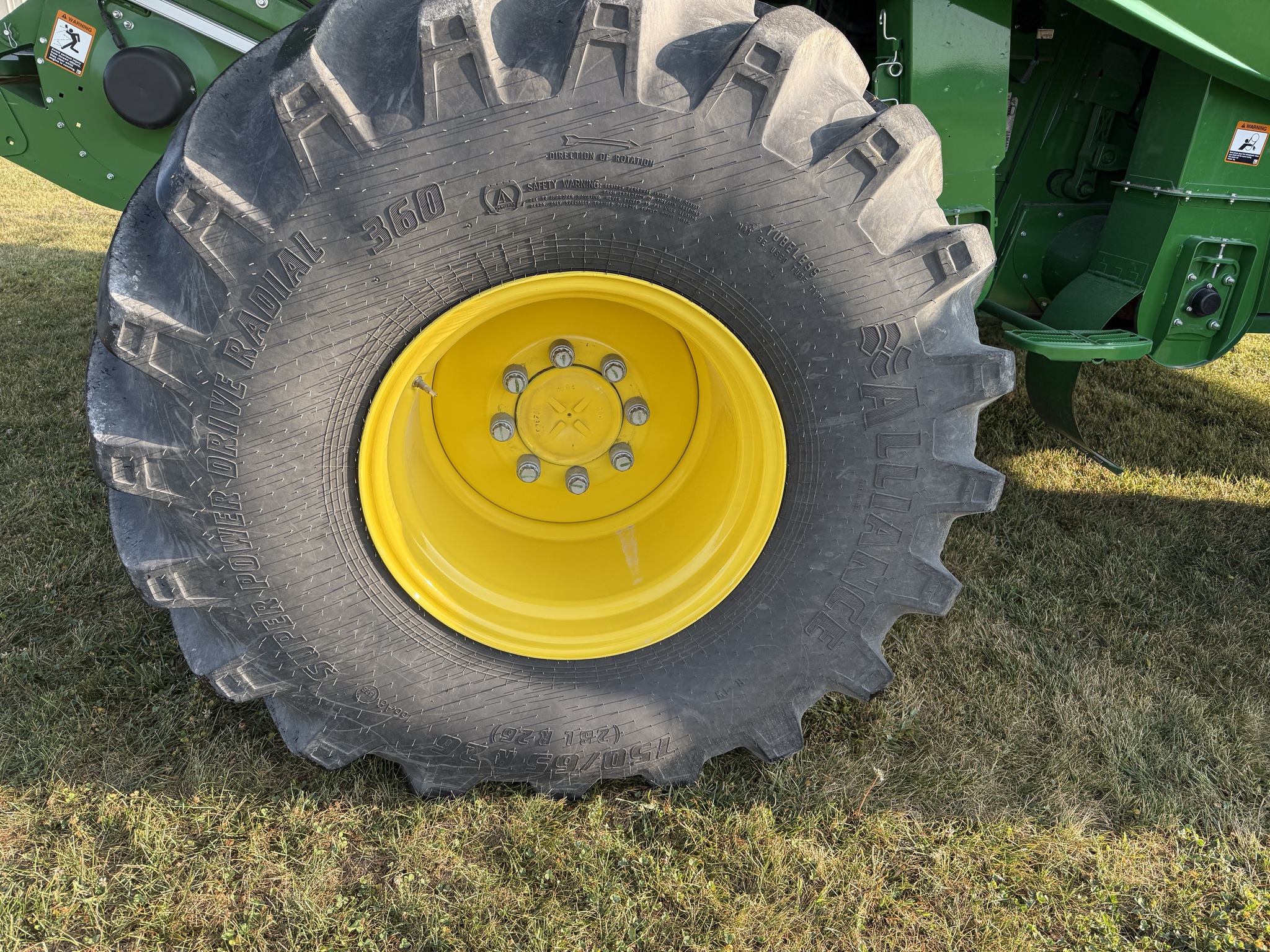 2024 John Deere S780 Image 17