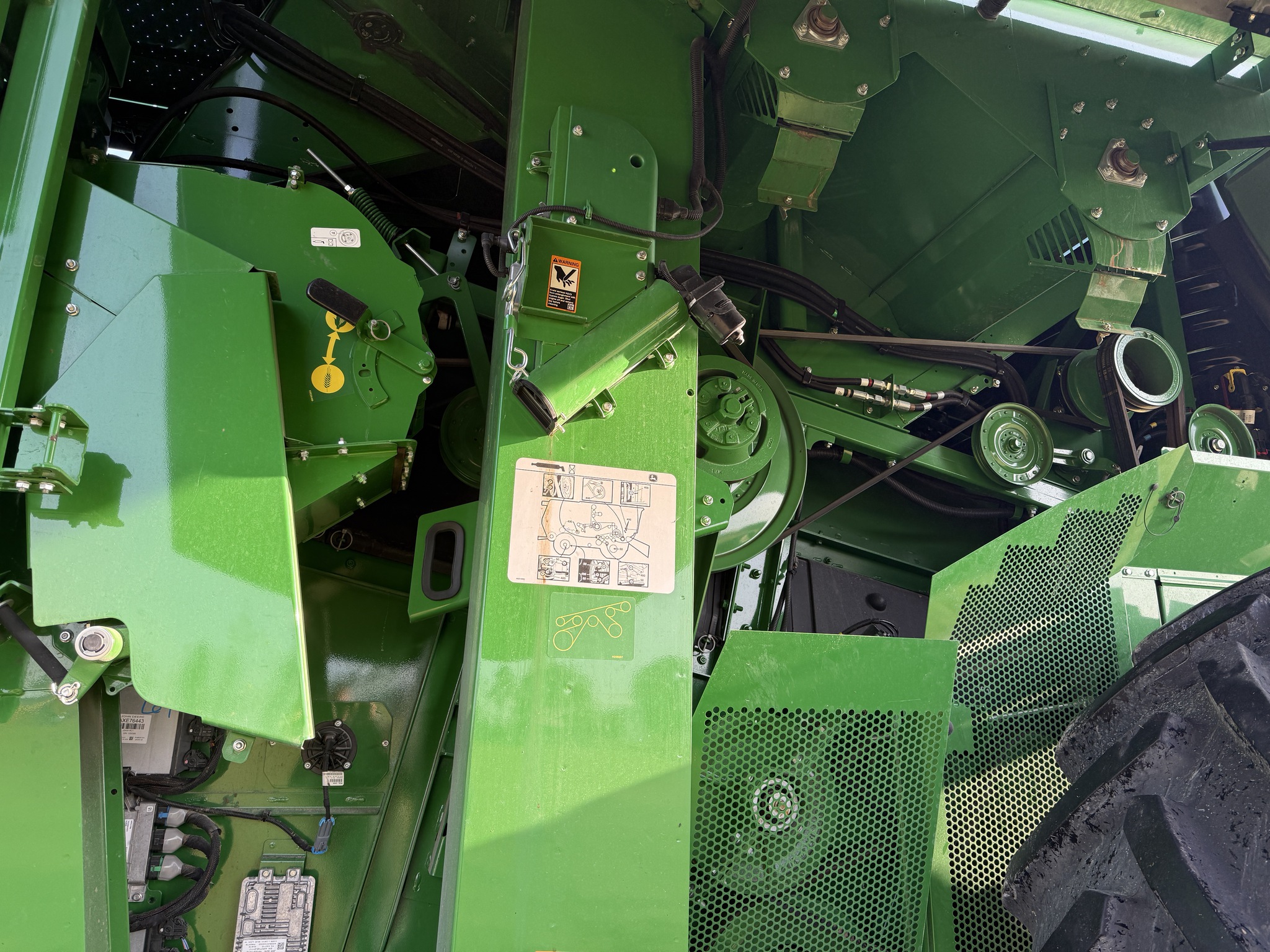 2024 John Deere S780 Image 19