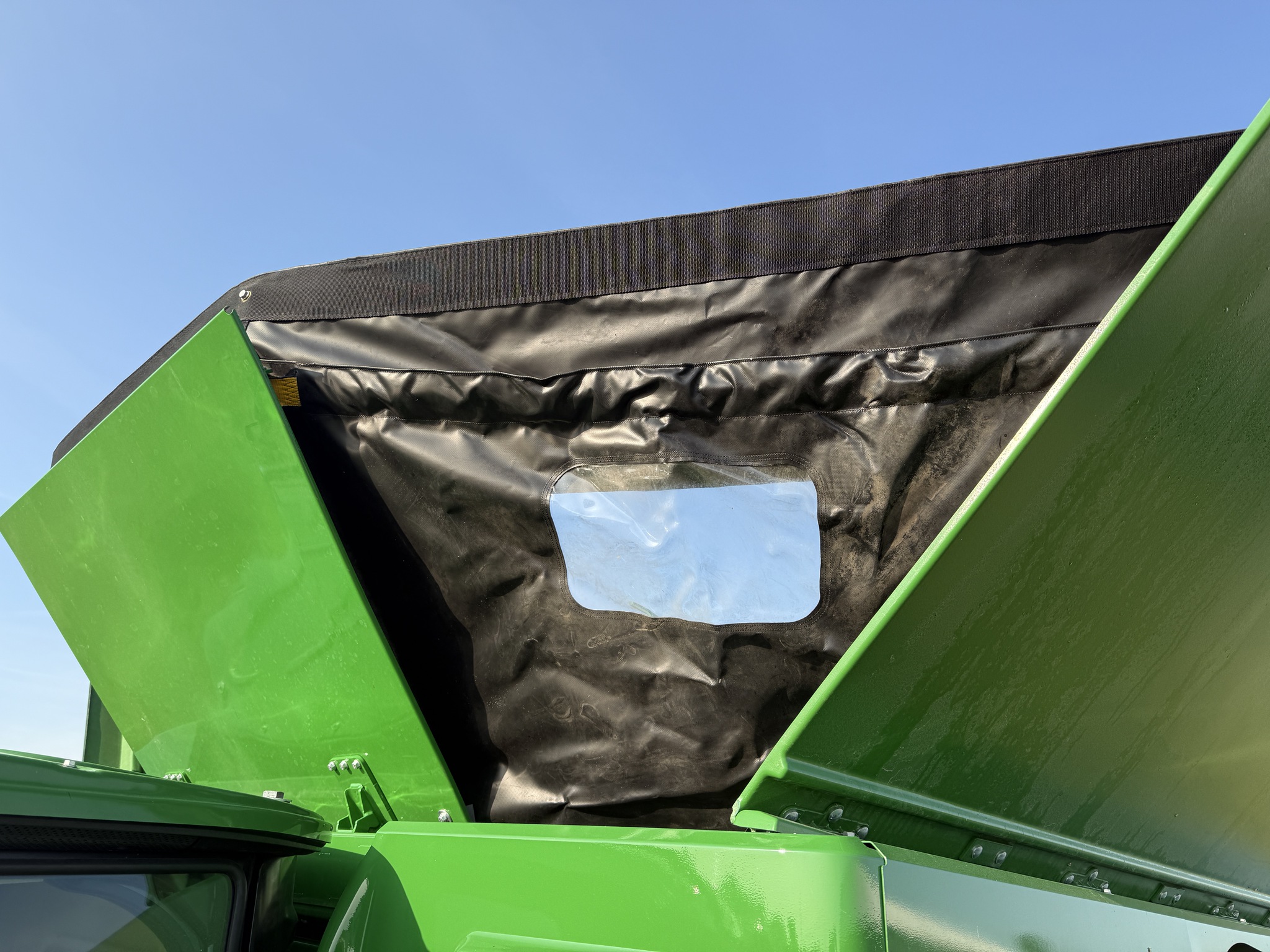 2024 John Deere S780 Image 20