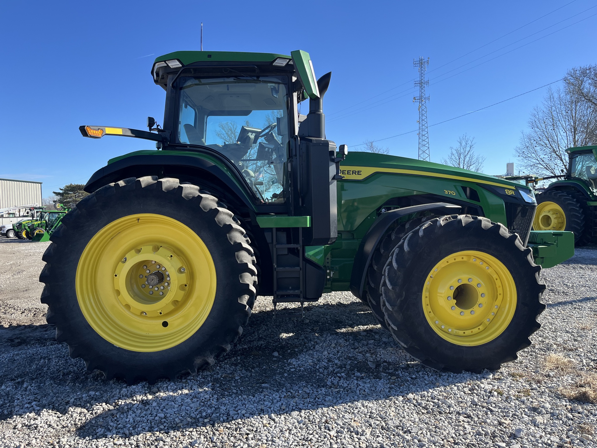  2024 John Deere 8R 370 at Heritage Tractor in Seneca, KS