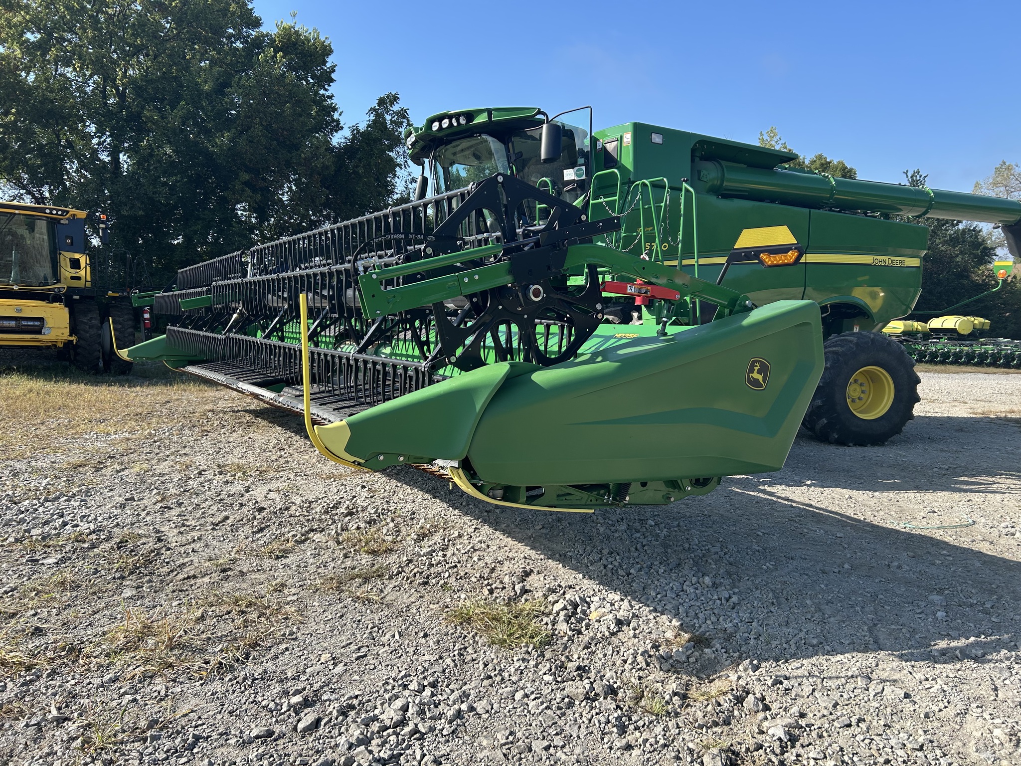  2024 John Deere HD35F at Heritage Tractor in Atchison, KS