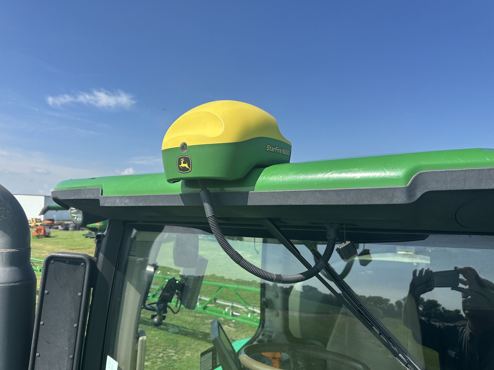 2021 John Deere R4045 Image 4