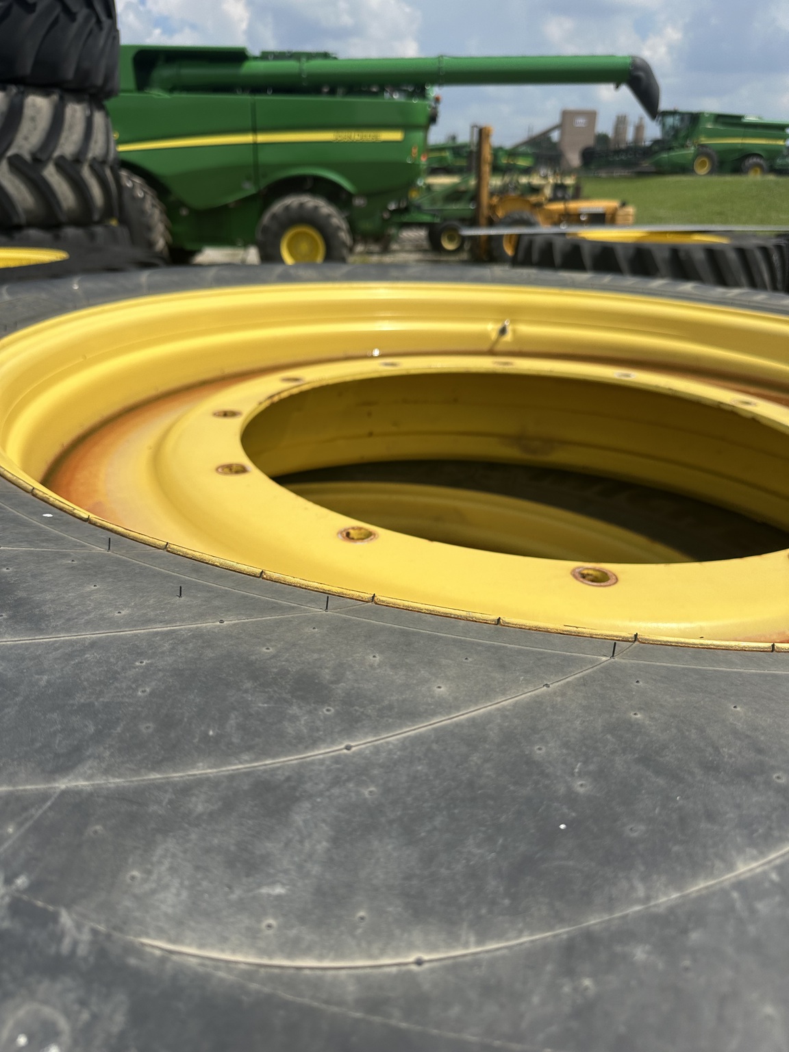 2021 John Deere R4045 Image 12