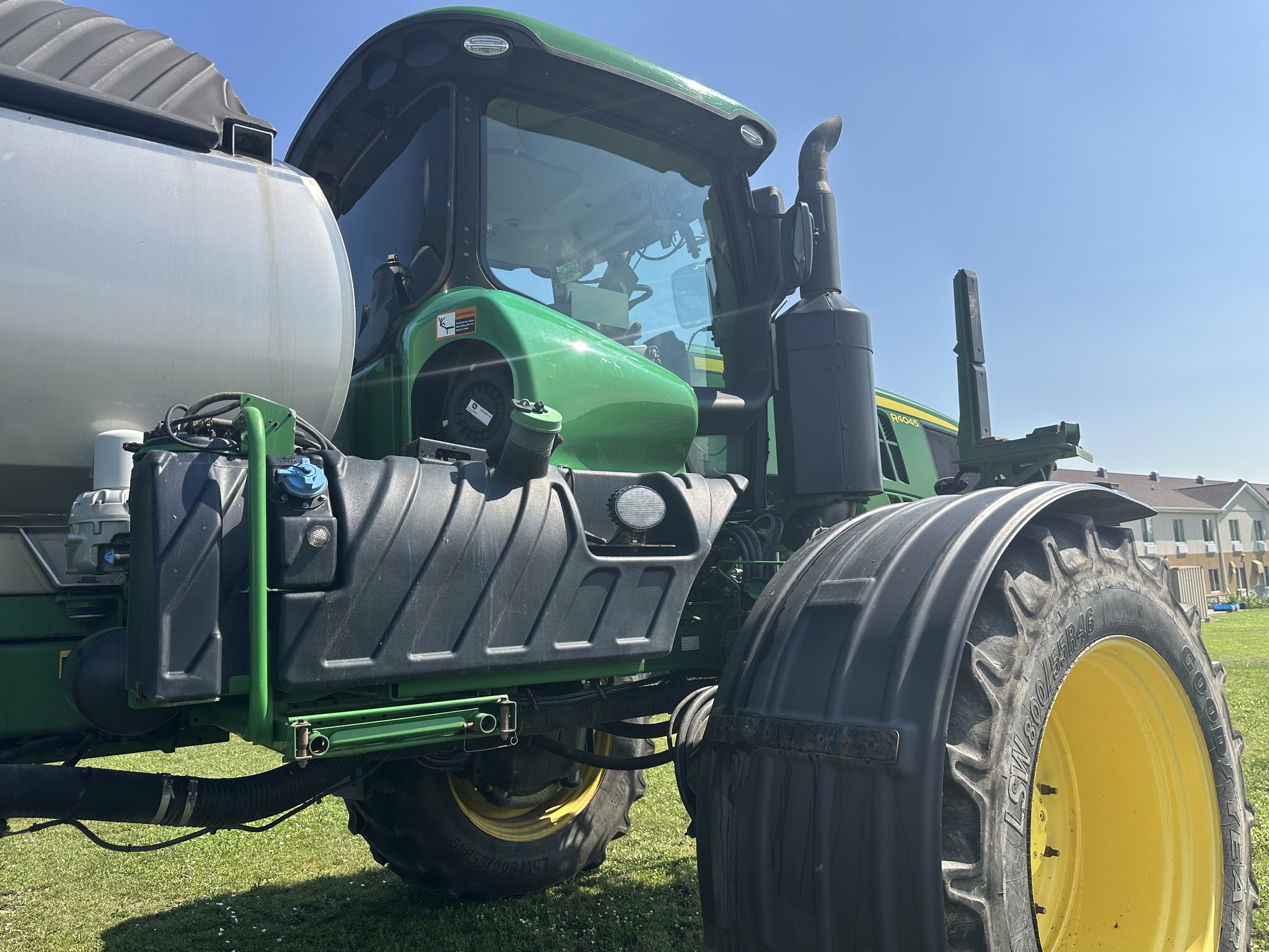 2021 John Deere R4045 Image 2