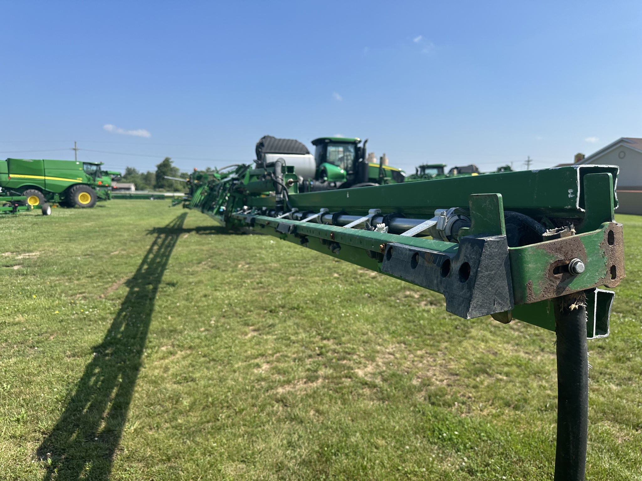 2021 John Deere R4045 Image 24