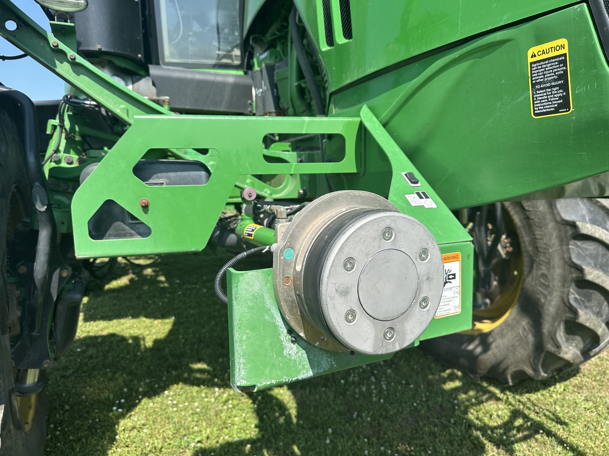 2021 John Deere R4045 Image 28
