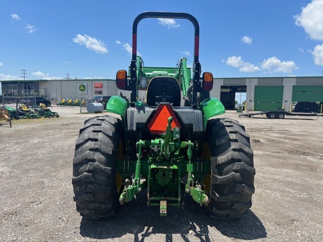 2018 John Deere 5075E Image 4