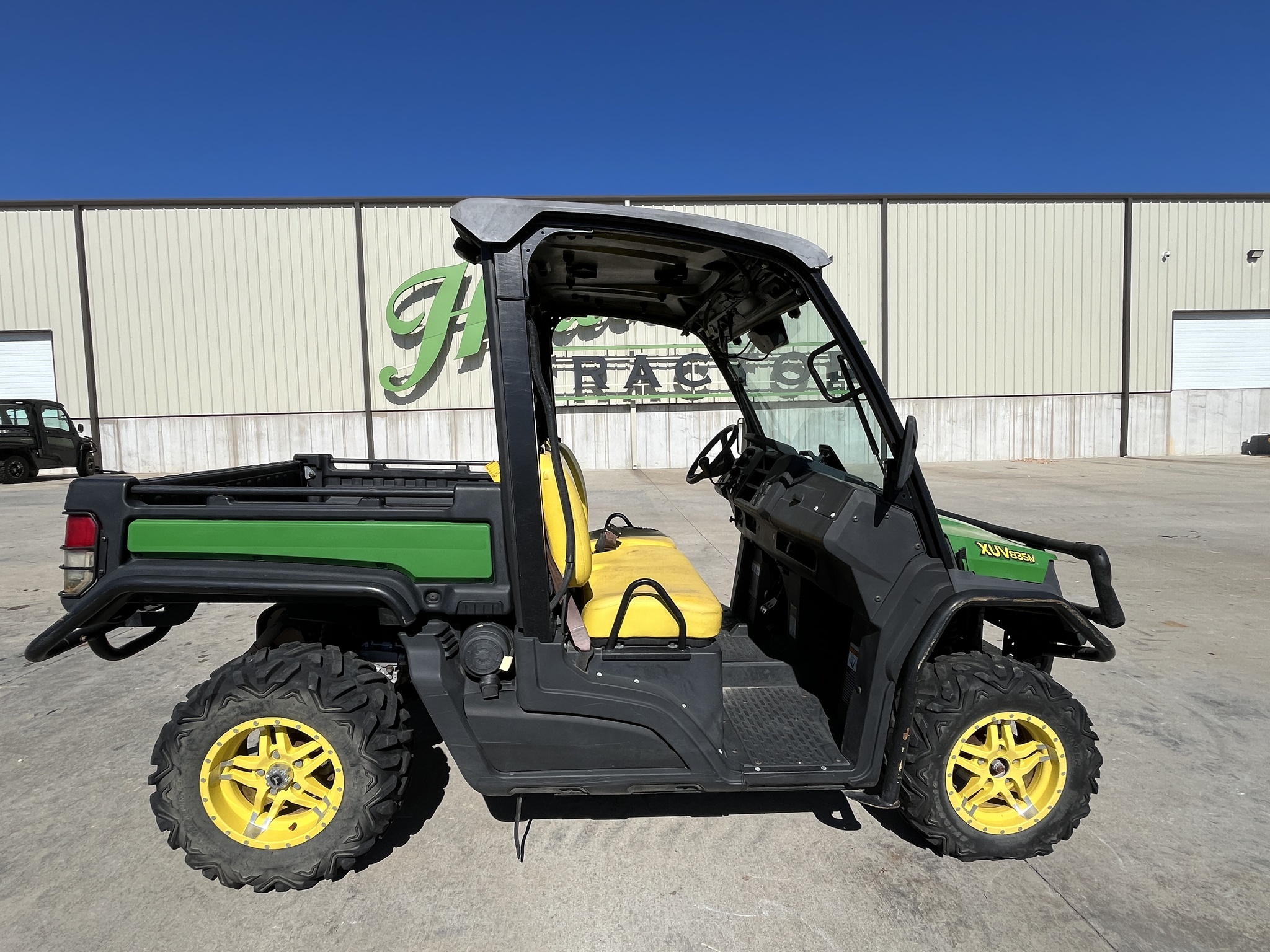  2019 John Deere XUV 835M at Heritage Tractor in Rogersville, MO