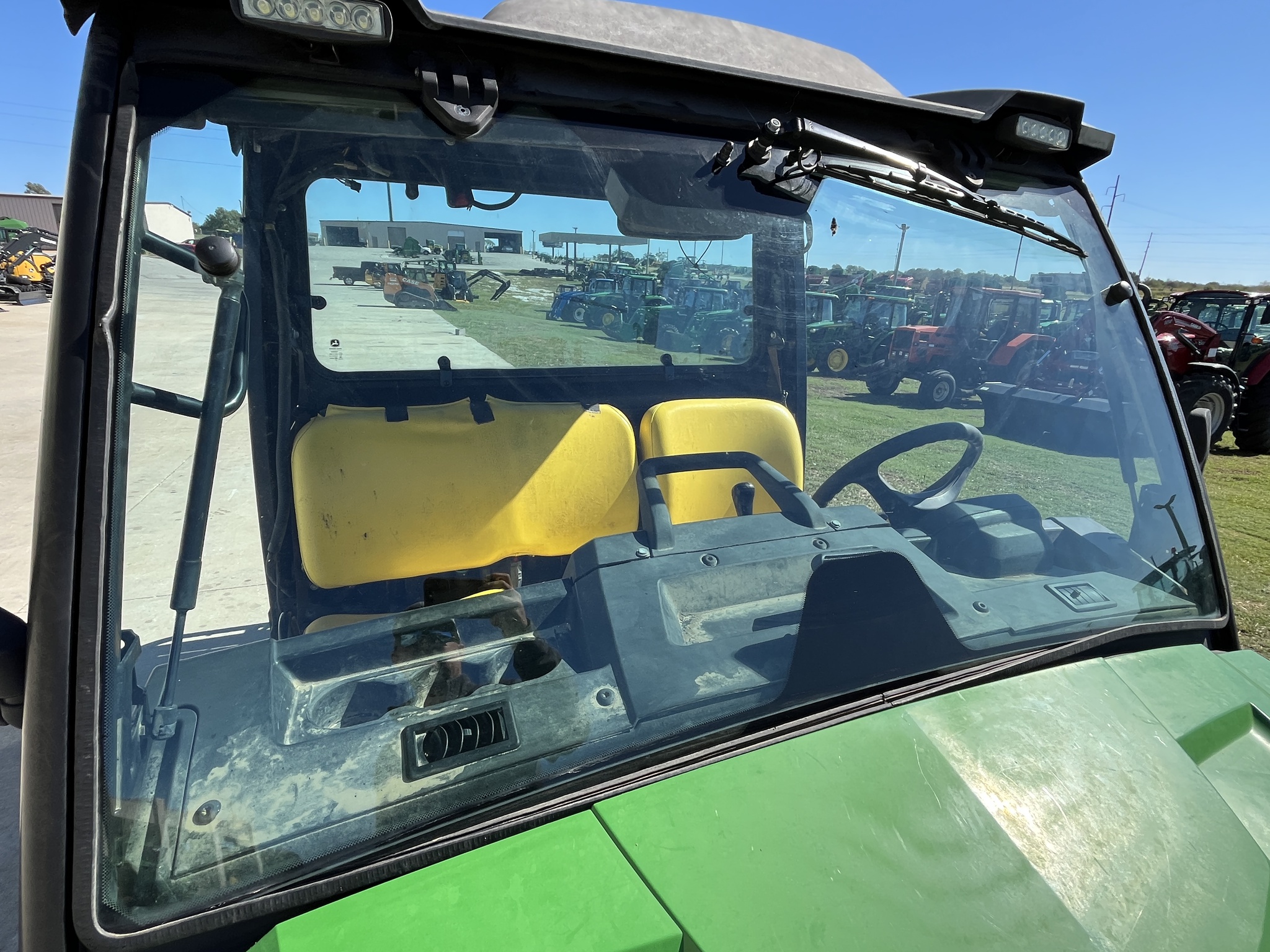  2019 John Deere XUV 835M at Heritage Tractor in Rogersville, MO
