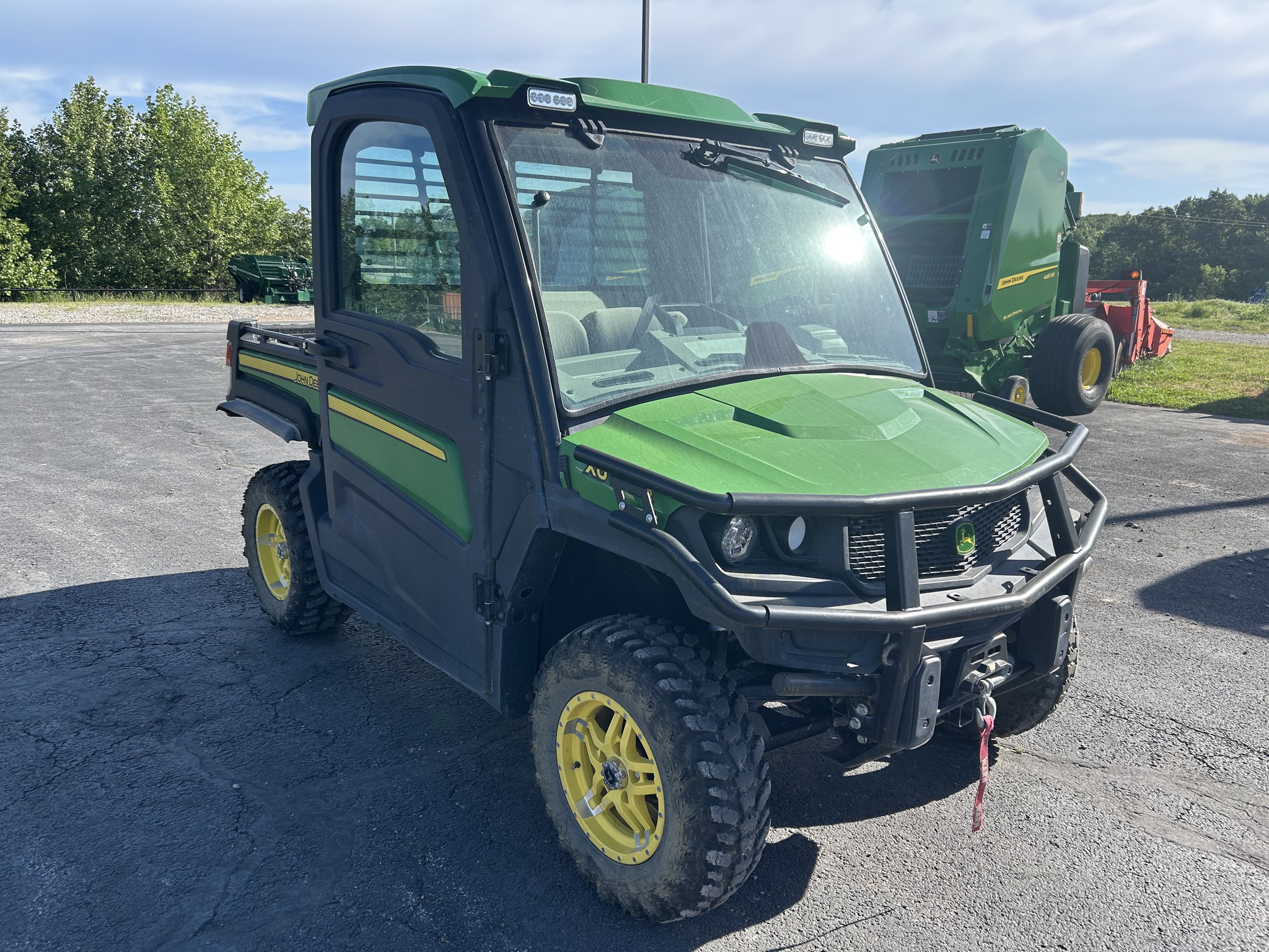  2020 John Deere XUV 865R at Heritage Tractor in Anderson, MO