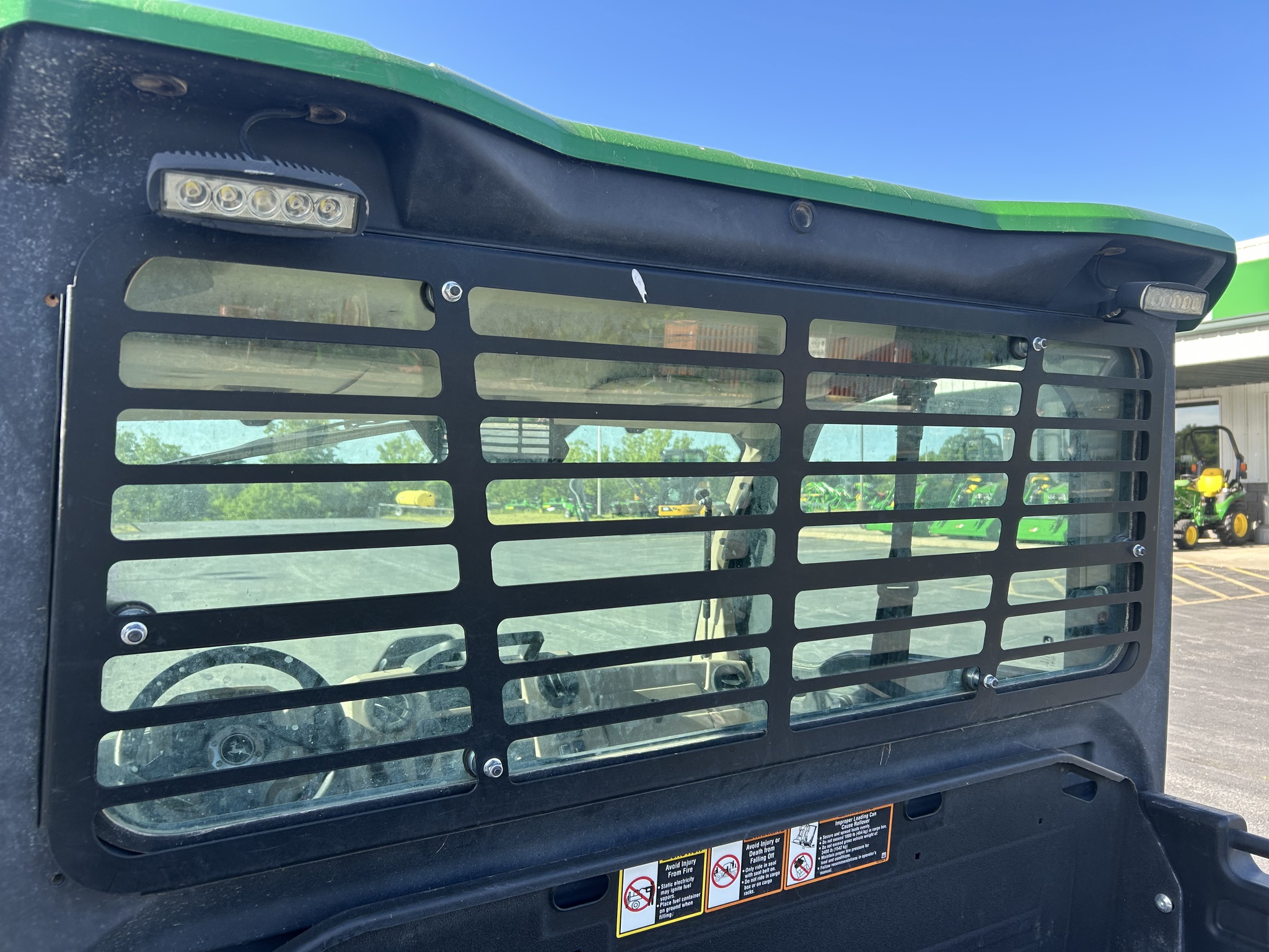  2020 John Deere XUV 865R at Heritage Tractor in Anderson, MO