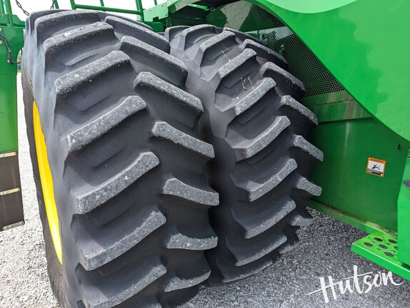 Photo of 2022 John Deere S790