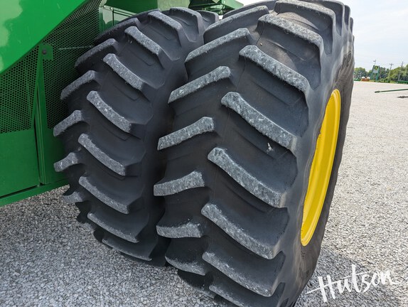 Photo of 2022 John Deere S790