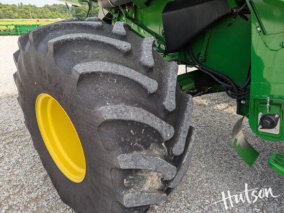 Photo of 2022 John Deere S790