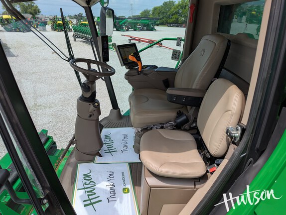 Photo of 2022 John Deere S790