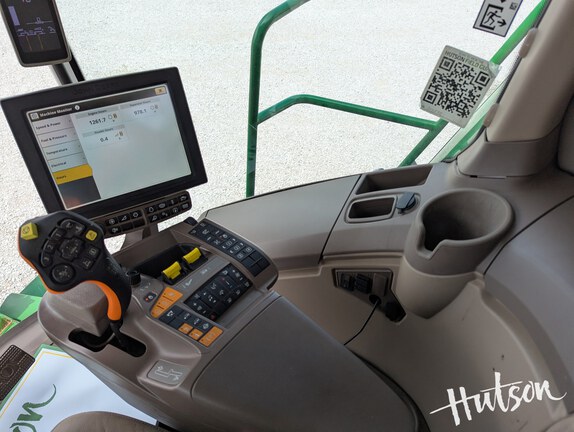 Photo of 2022 John Deere S790