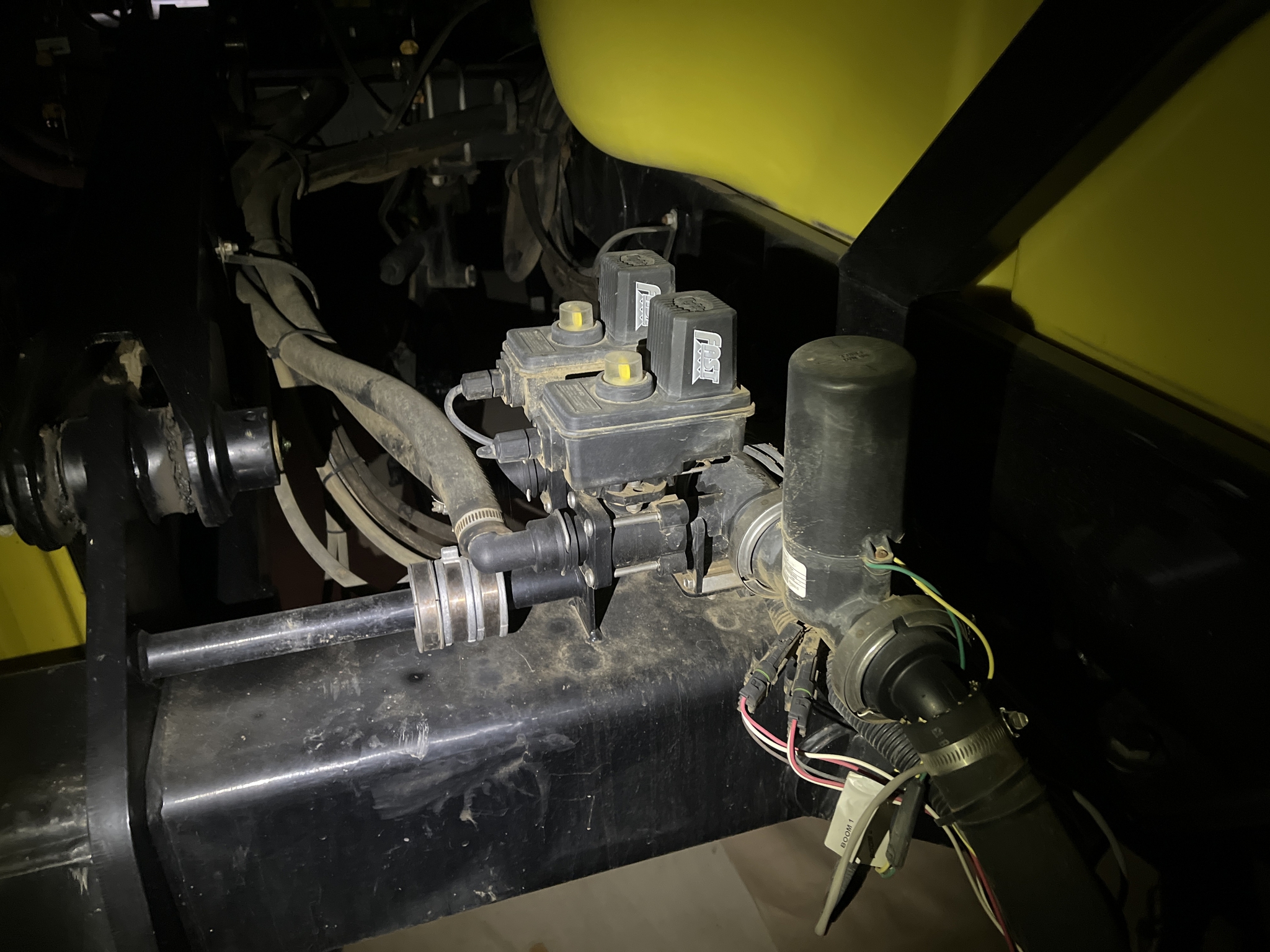 Used 2015 Fast 8013 Nutrient Application at Koenig Equipment in Richmond, IN - PhotoXL17