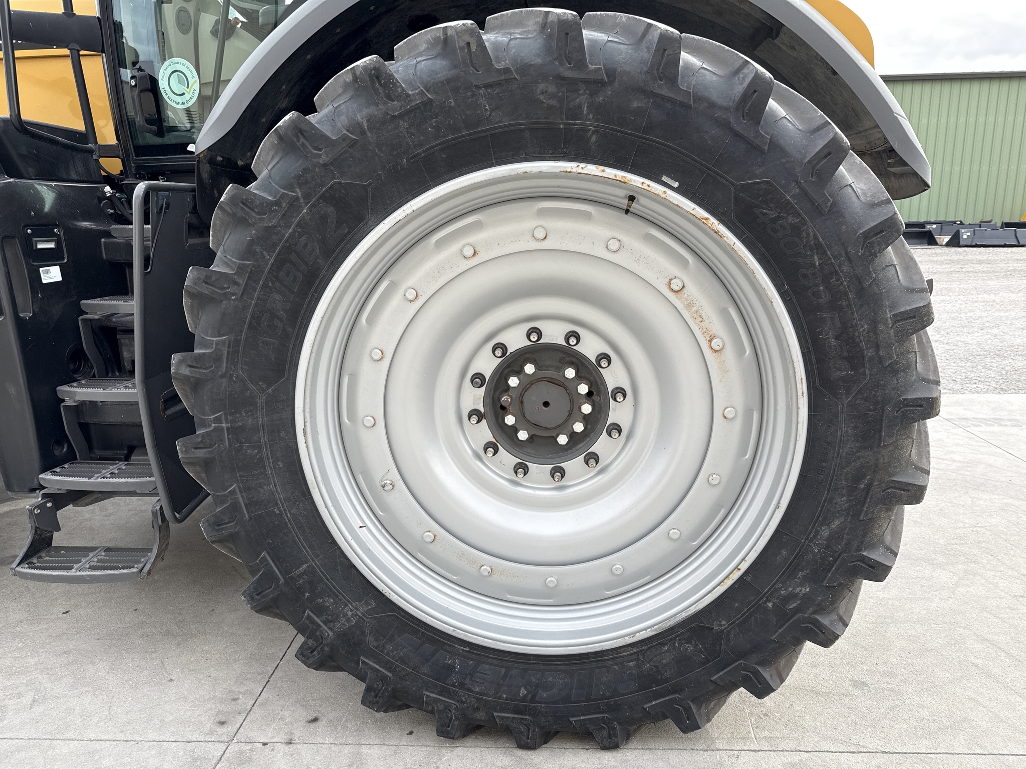 2019 Challenger 1042 Image 8