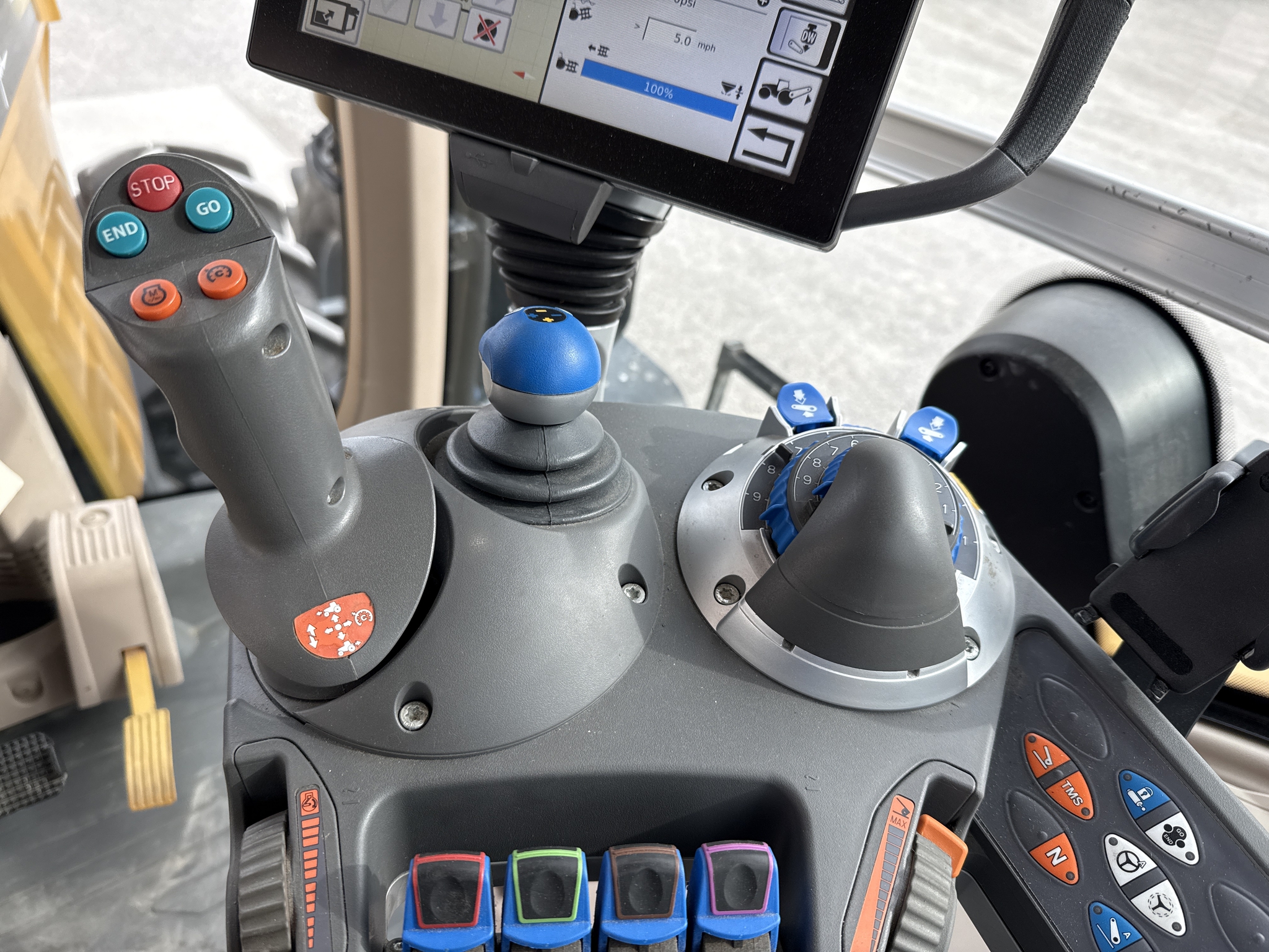 2019 Challenger 1042 Image 39