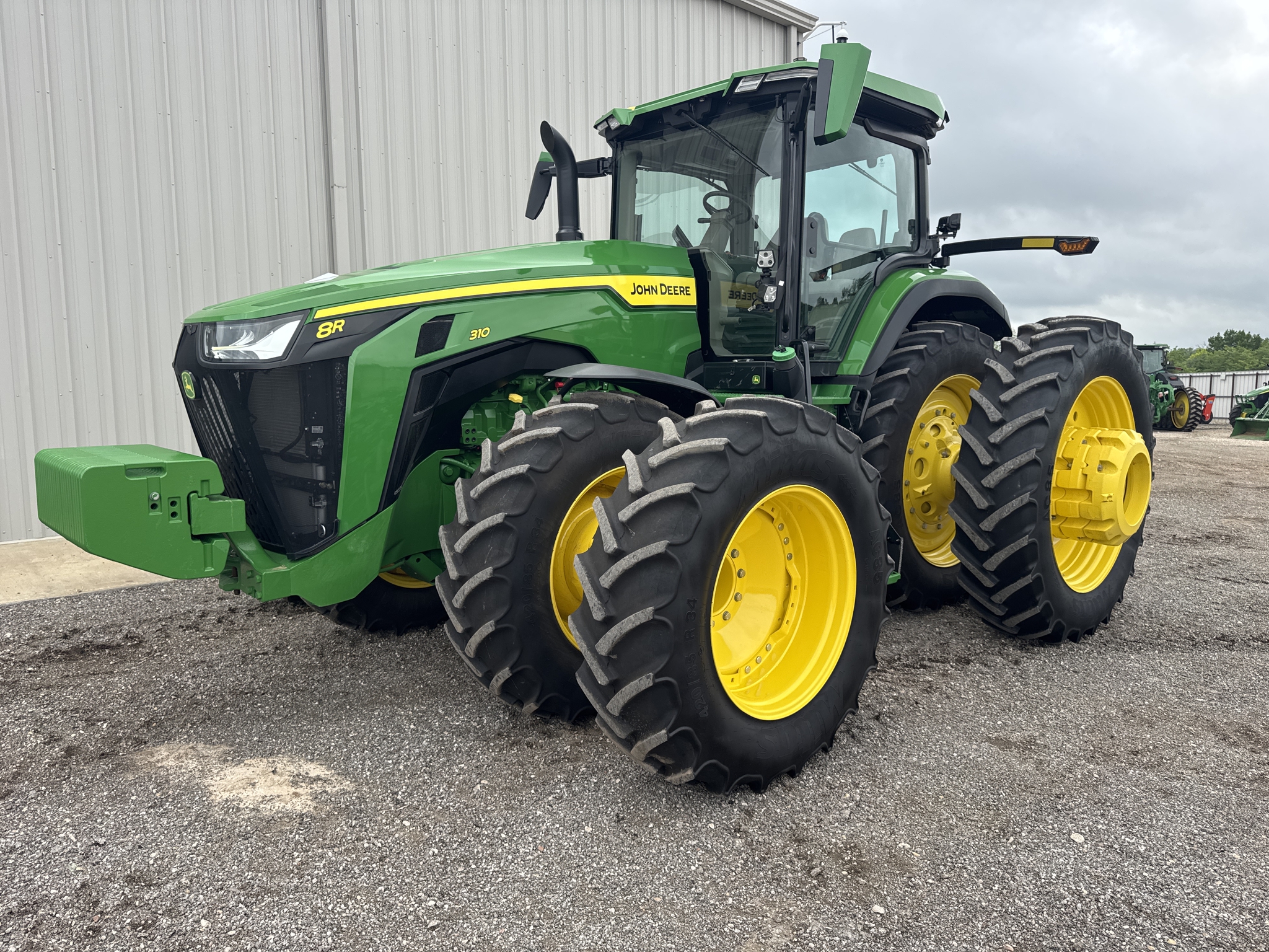 2024 John Deere 8R 310 Image 4
