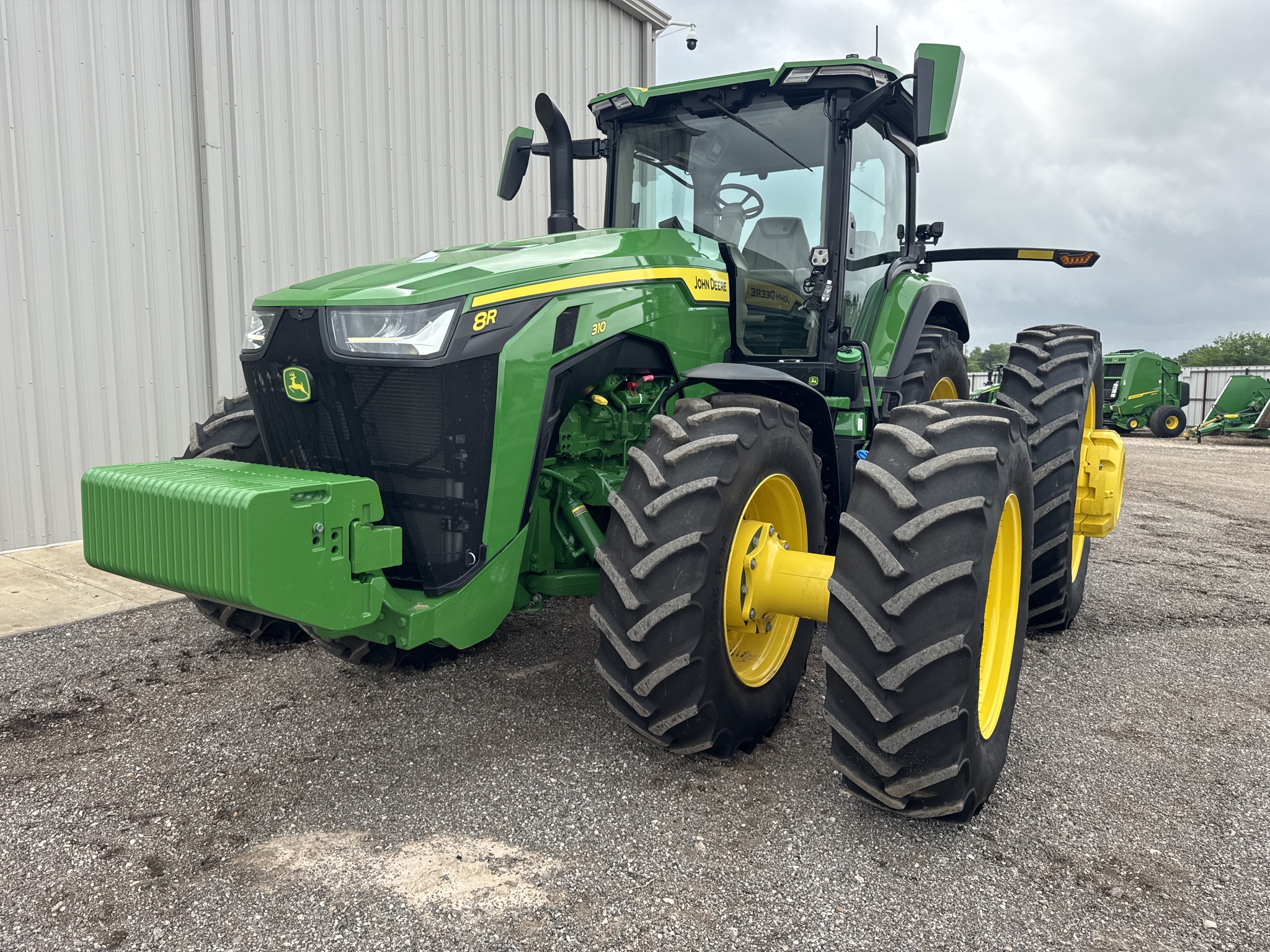 2024 John Deere 8R 310 Image 3