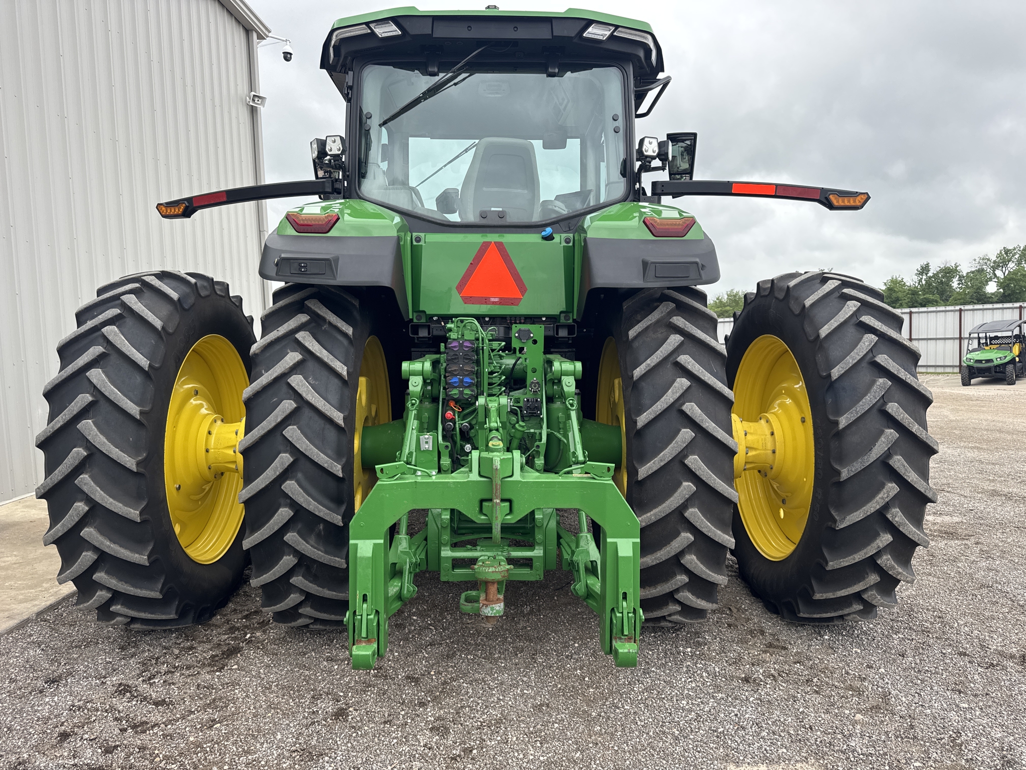 2024 John Deere 8R 310 Image 15