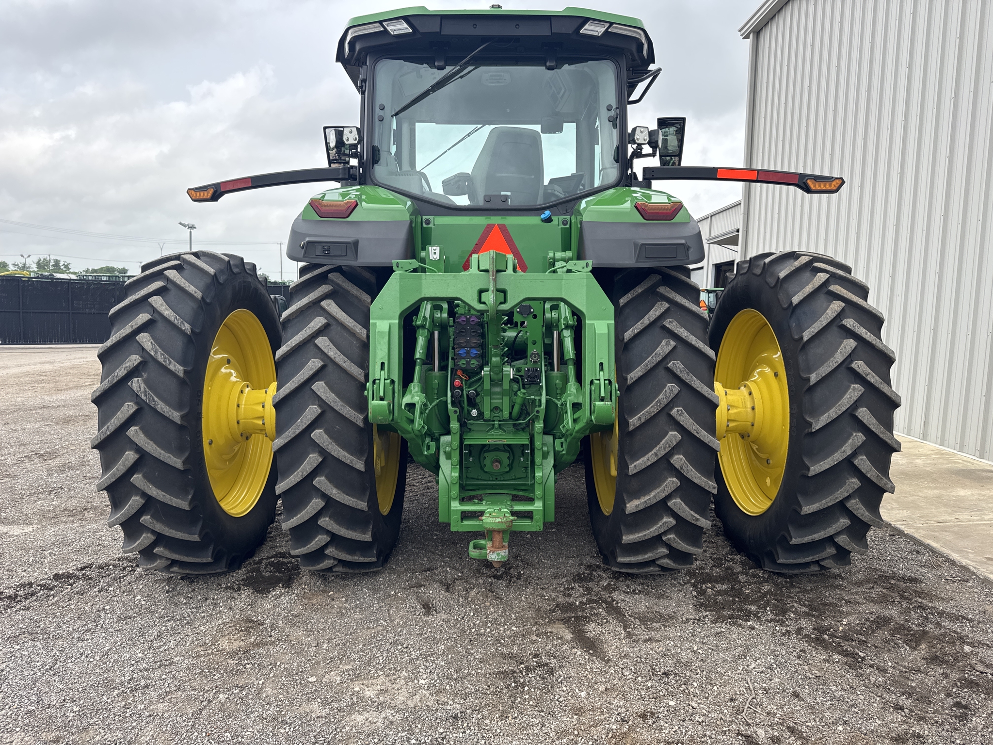2024 John Deere 8R 310 Image 14
