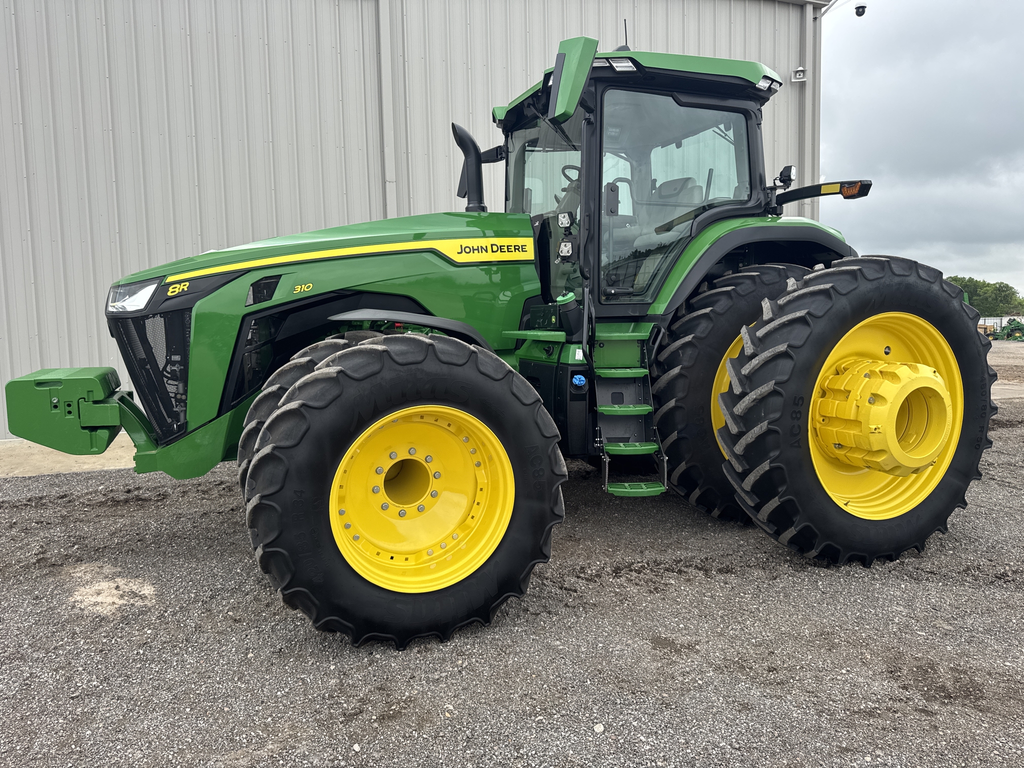 2024 John Deere 8R 310 Image 5