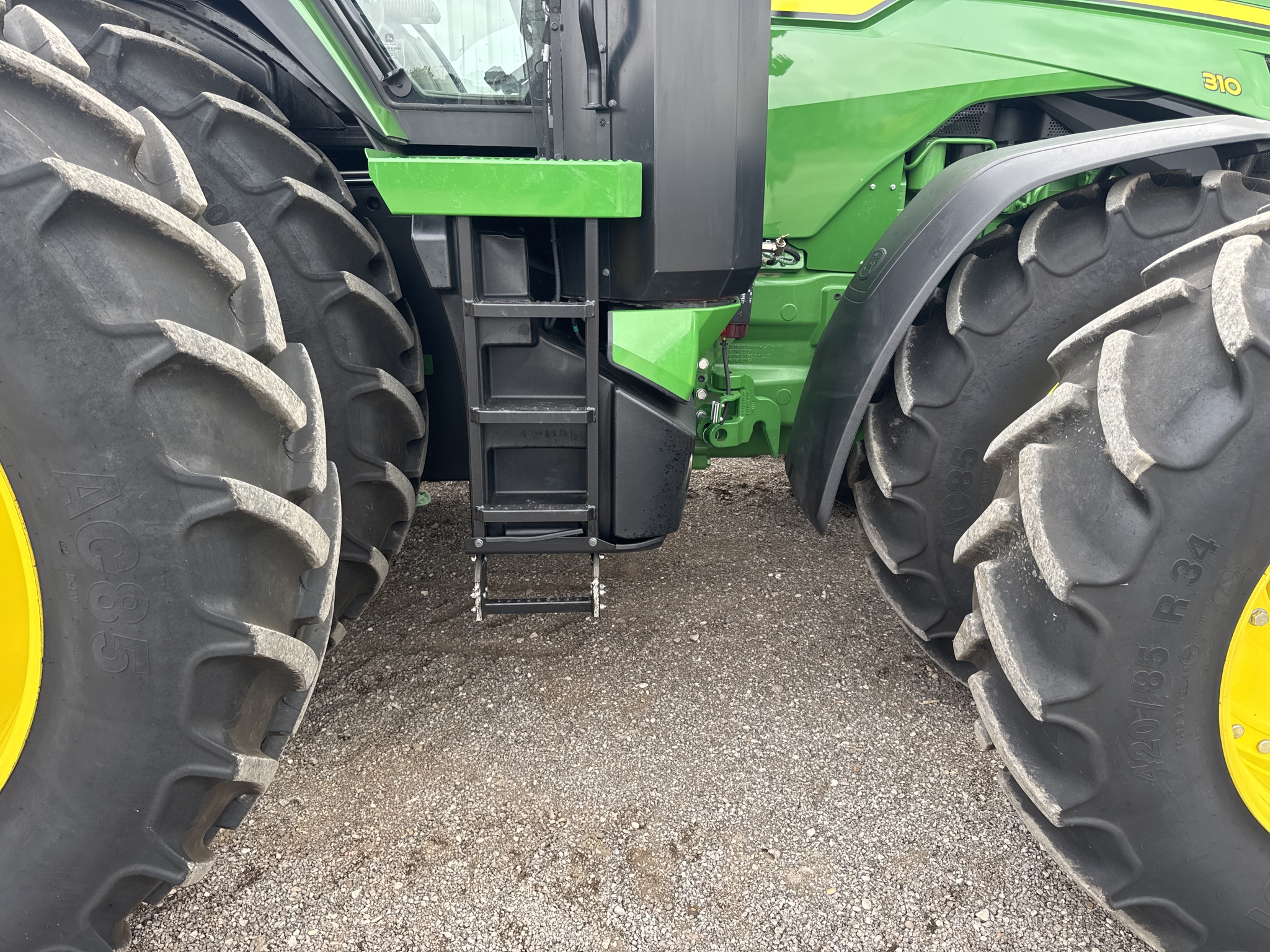 2024 John Deere 8R 310 Image 19