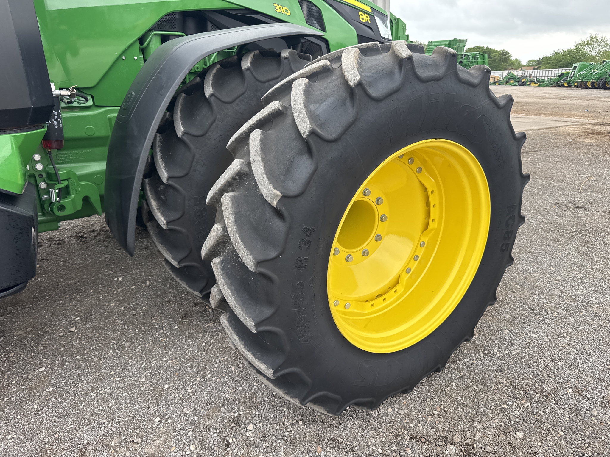 2024 John Deere 8R 310 Image 27