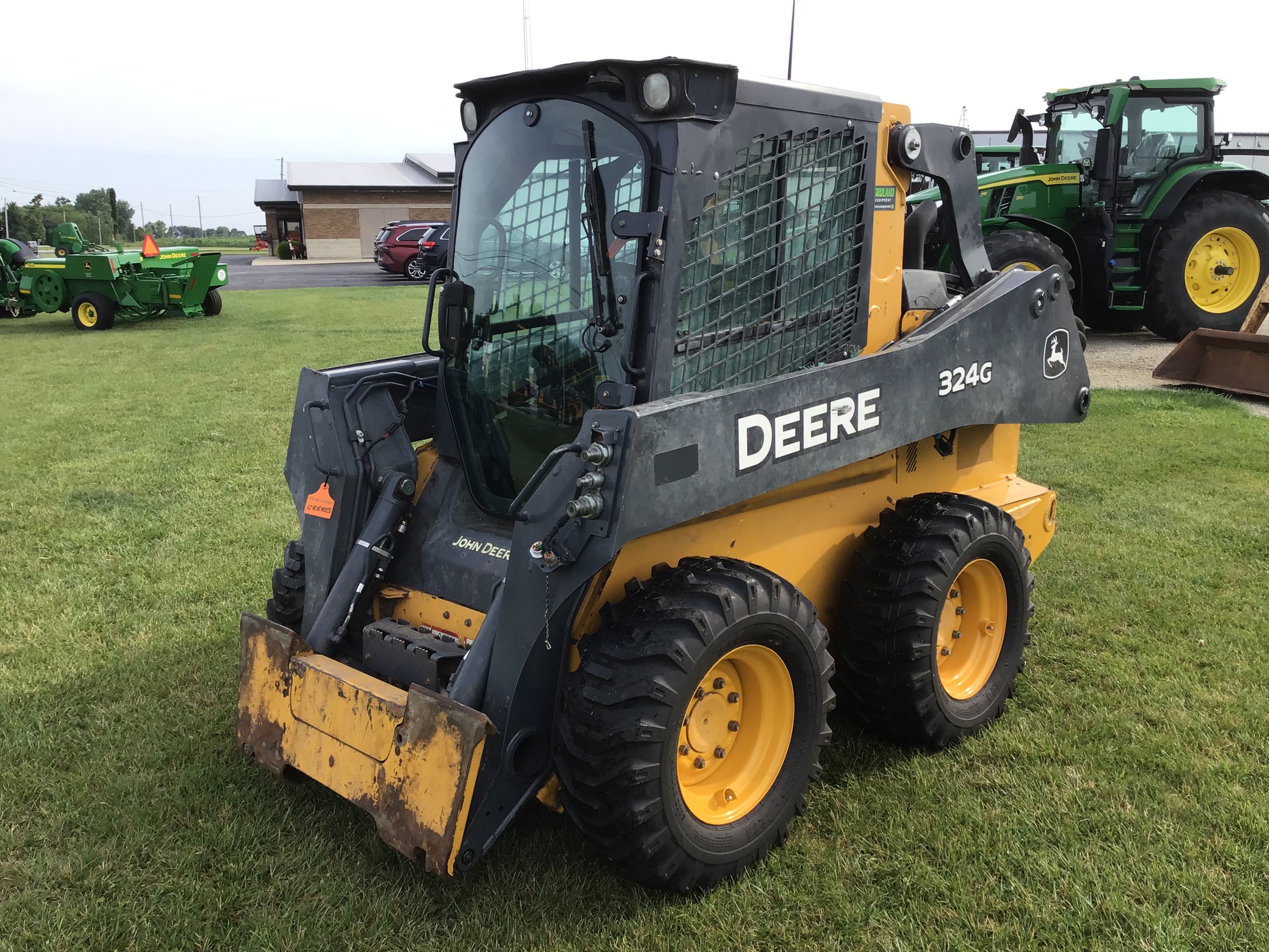 2019 John Deere 324G Image 5