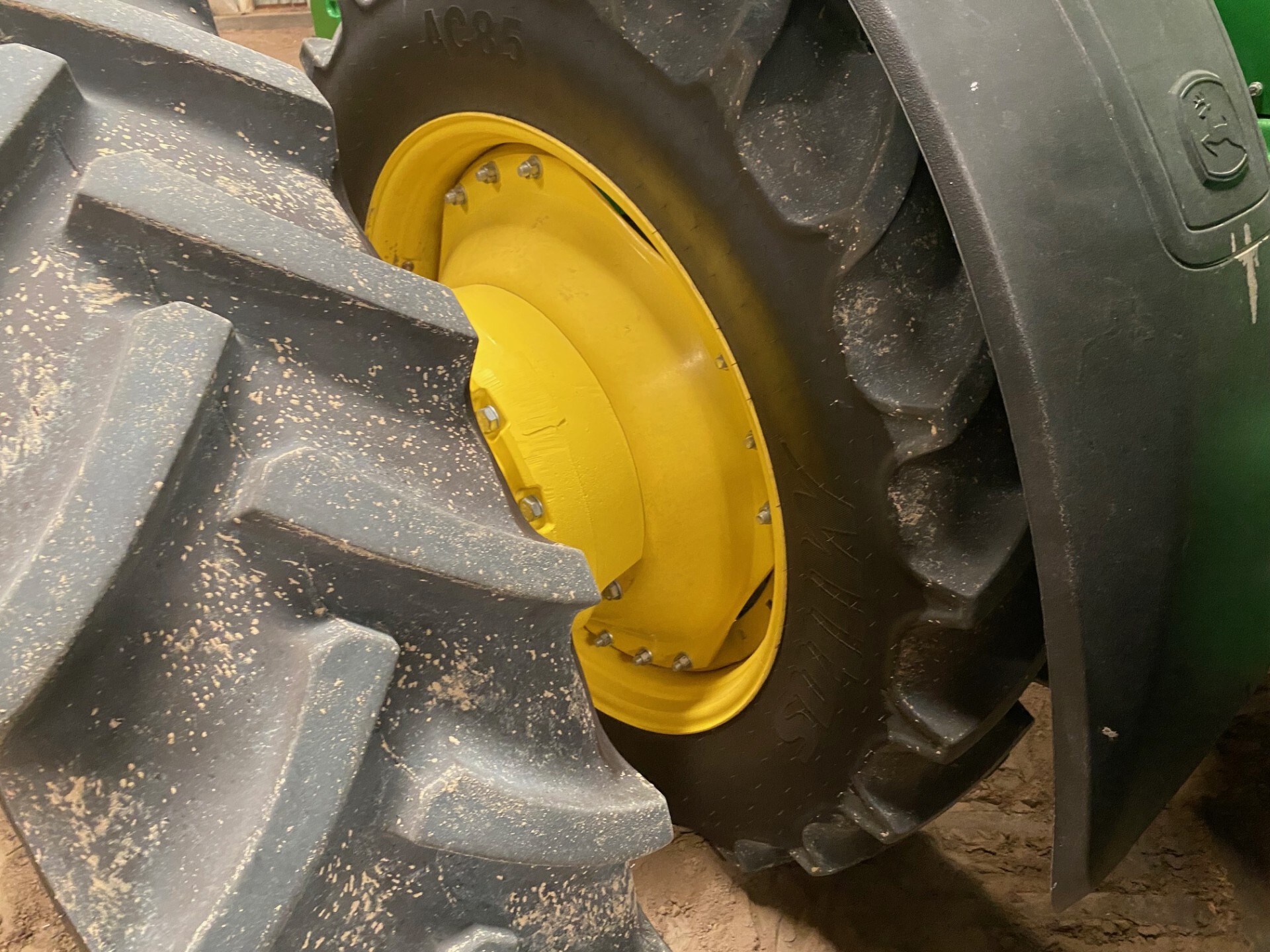 2024 John Deere 8R 340 Image 6