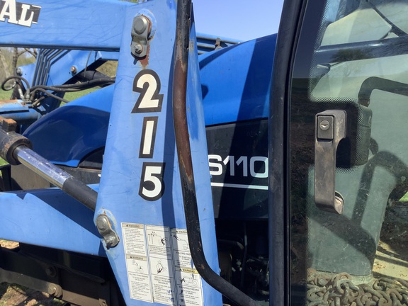 Photo of 2001 New Holland TS110