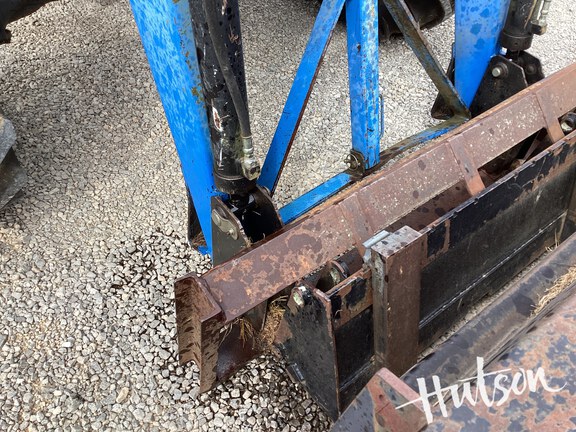 Photo of 2001 New Holland TS110