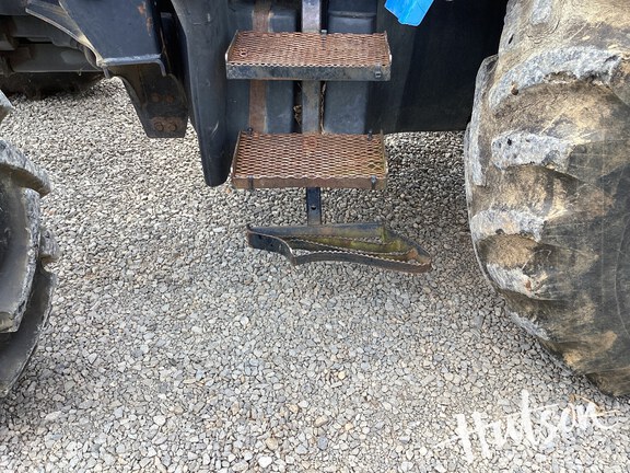 Photo of 2001 New Holland TS110