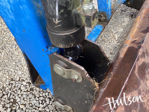 Photo of 2001 New Holland TS110