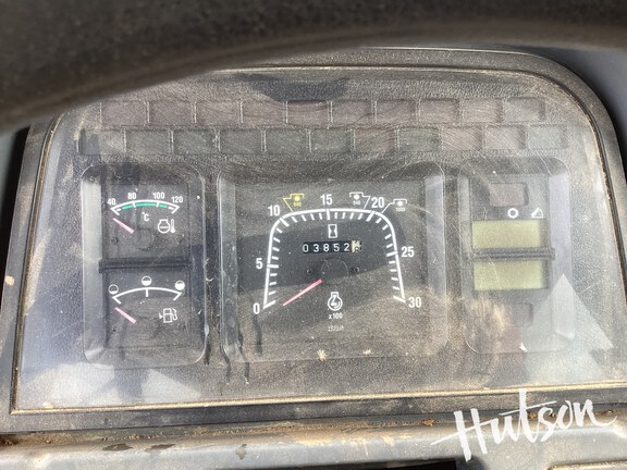 Photo of 2001 New Holland TS110