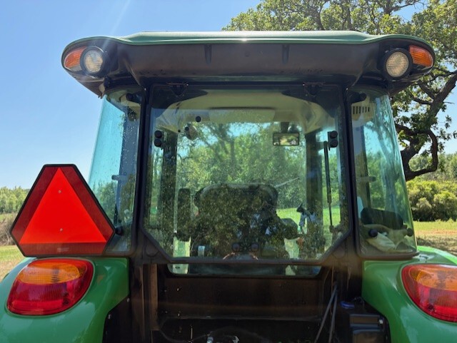 2022 John Deere 5075E Image 7