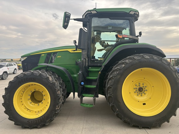 2022 John Deere 7R 250 (4th thumbnail)